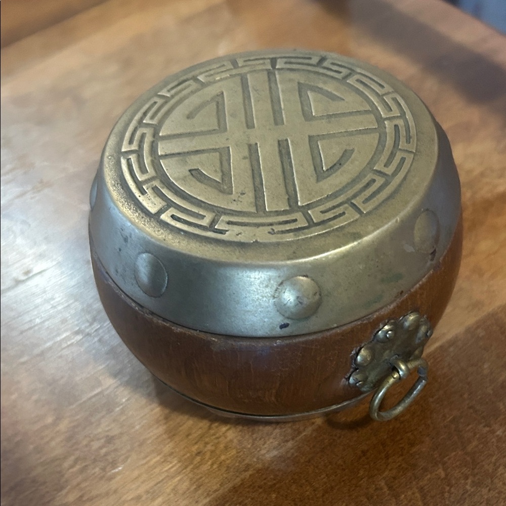 Asian Vintage Brass and Wood Trinket Box !!
